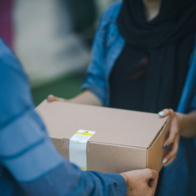 Shipping & delivery