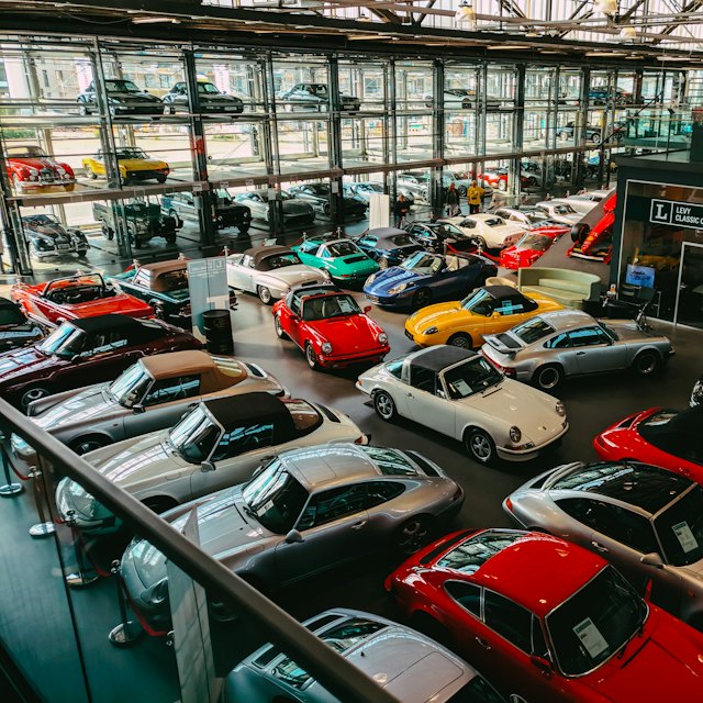 Used cars & trucks